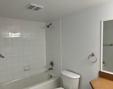 4220 San Marino Boulevard - Photo Thumbnail 9