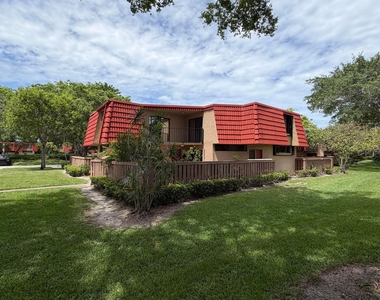 8273 Severn Drive - Photo Thumbnail 2