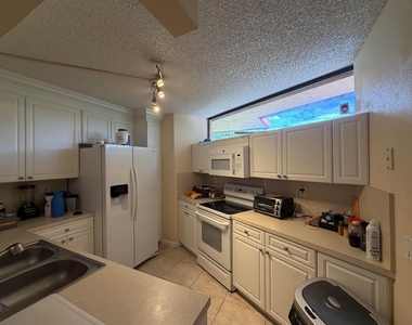 8273 Severn Drive - Photo Thumbnail 5