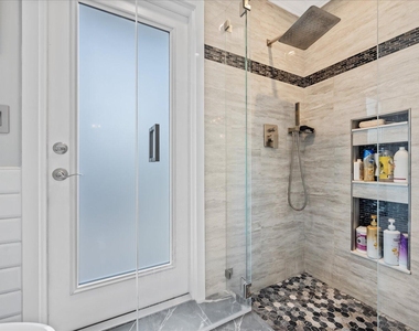 1654 Farmington Circle - Photo Thumbnail 14