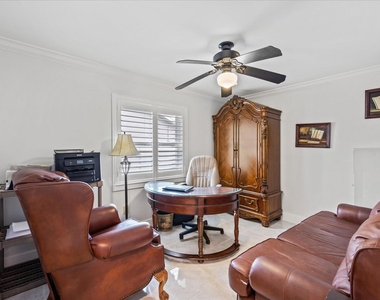 1654 Farmington Circle - Photo Thumbnail 17