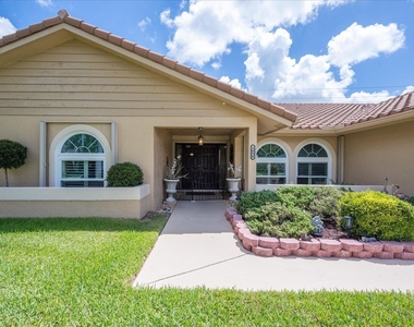 1654 Farmington Circle - Photo Thumbnail 2