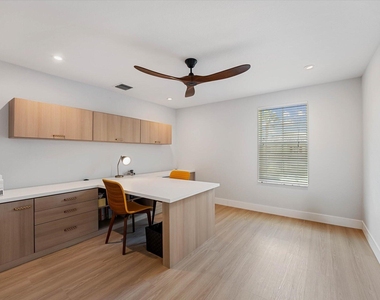 10731 Ivanhoe Lane - Photo Thumbnail 25
