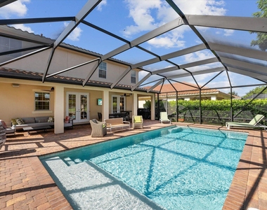 10731 Ivanhoe Lane - Photo Thumbnail 3