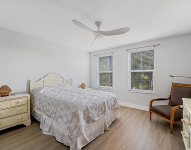 10731 Ivanhoe Lane - Photo Thumbnail 28