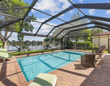 10731 Ivanhoe Lane - Photo Thumbnail 2