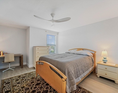 10731 Ivanhoe Lane - Photo Thumbnail 27