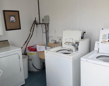3801 Ne 22nd Terrace - Photo Thumbnail 13