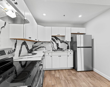 56 W 12th Street - Photo Thumbnail 6