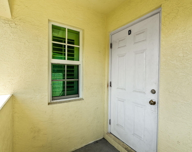 56 W 12th Street - Photo Thumbnail 2