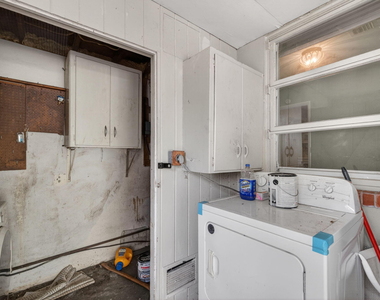 841 Sw 18th Court - Photo Thumbnail 37