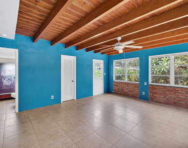 841 Sw 18th Court - Photo Thumbnail 24