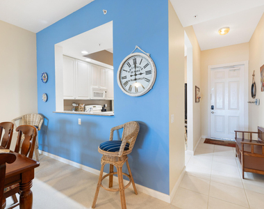 33 Harbour Isle Drive W - Photo Thumbnail 3