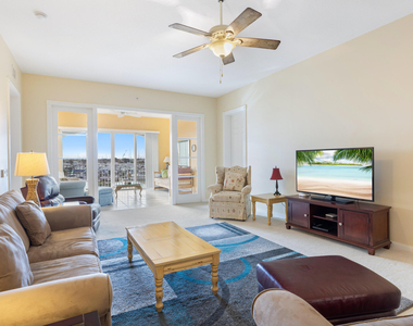 33 Harbour Isle Drive W - Photo Thumbnail 8