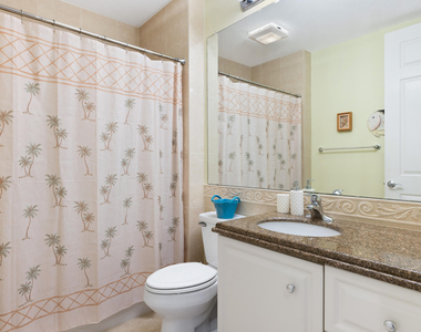 33 Harbour Isle Drive W - Photo Thumbnail 12
