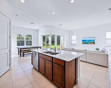 9775 Sw Meridian Way - Photo Thumbnail 3