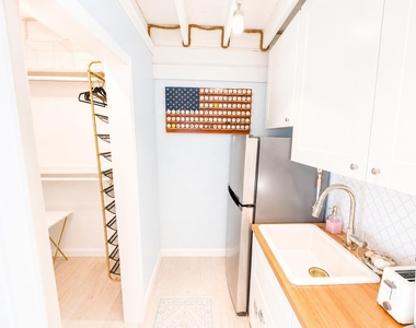 1415 Ne 4th Place - Photo Thumbnail 35