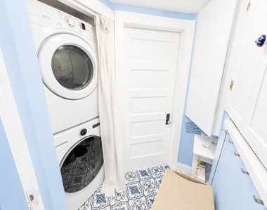 1415 Ne 4th Place - Photo Thumbnail 20