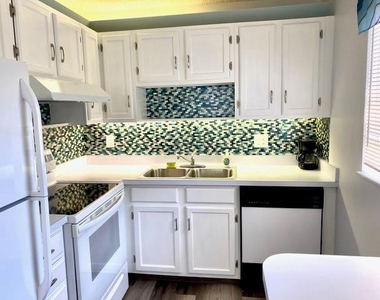 53 Woodland Drive - Photo Thumbnail 3