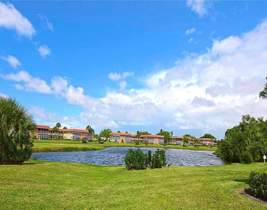 53 Woodland Drive - Photo Thumbnail 12