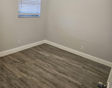 7355 Woodmont Terrace - Photo Thumbnail 33
