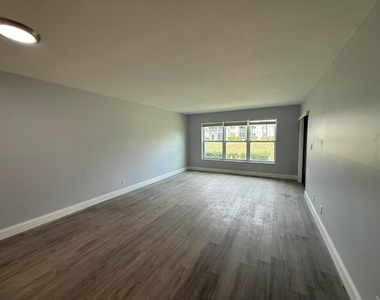 7355 Woodmont Terrace - Photo Thumbnail 11