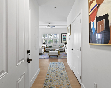 3940 N Flagler Drive - Photo Thumbnail 1