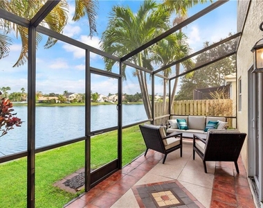9812 Nw 9th Court - Photo Thumbnail 25