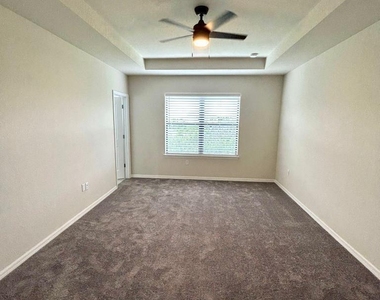 4845 Chantilly Road - Photo Thumbnail 11
