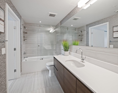 301 Altara Avenue - Photo Thumbnail 9
