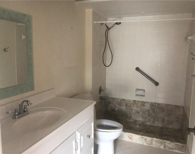 1001 Sw 141st Avenue - Photo Thumbnail 3