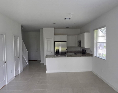 202 Lakeside Landing Drive - Photo Thumbnail 20