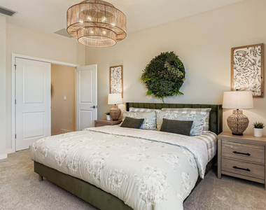 202 Lakeside Landing Drive - Photo Thumbnail 4