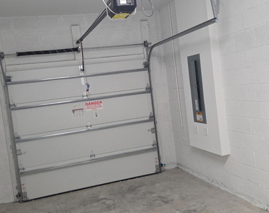 202 Lakeside Landing Drive - Photo Thumbnail 33