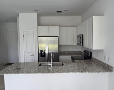 202 Lakeside Landing Drive - Photo Thumbnail 24