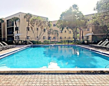 8015 Sw 107th Avenue Sw - Photo Thumbnail 8