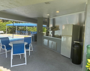 8960 S Hollybrook - Photo Thumbnail 13