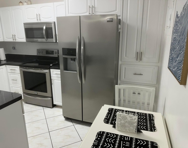 8960 S Hollybrook - Photo Thumbnail 3
