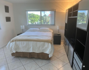 8960 S Hollybrook - Photo Thumbnail 9