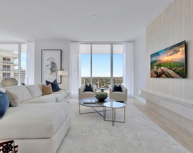 525 N Fort Lauderdale Beach Boulevard - Photo Thumbnail 2