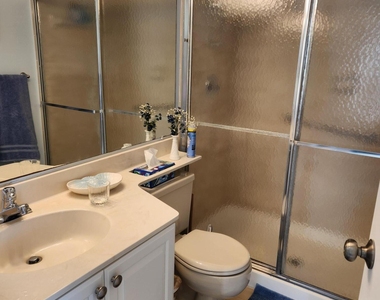 4436 Ne Ocean Boulevard - Photo Thumbnail 5