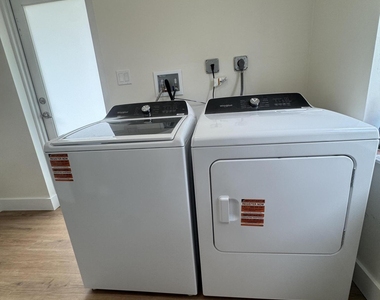 725 Ne 160th Terrace - Photo Thumbnail 15