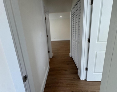 725 Ne 160th Terrace - Photo Thumbnail 30
