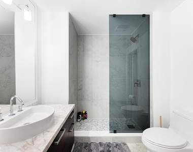 244 Biscayne Boulevard - Photo Thumbnail 21