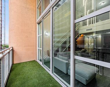 244 Biscayne Boulevard - Photo Thumbnail 24