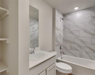 2904 Casey Drive - Photo Thumbnail 13