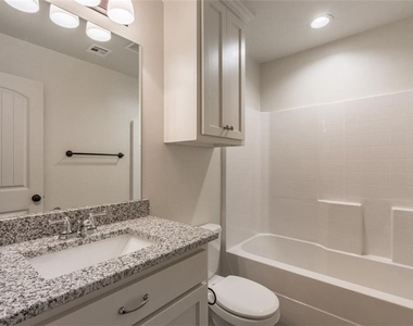 433 Chalk Hill Court - Photo Thumbnail 10