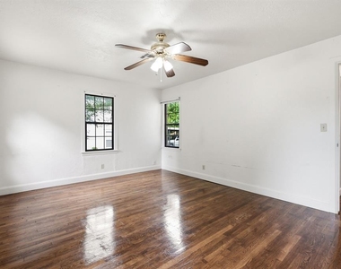 751 Iowa Street - Photo Thumbnail 10