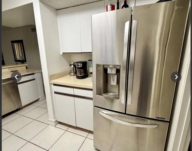 8246 Nw 24th Street - Photo Thumbnail 5