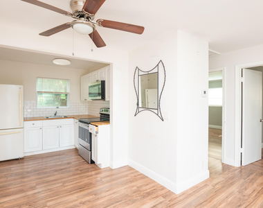715 S Swinton Avenue - Photo Thumbnail 3